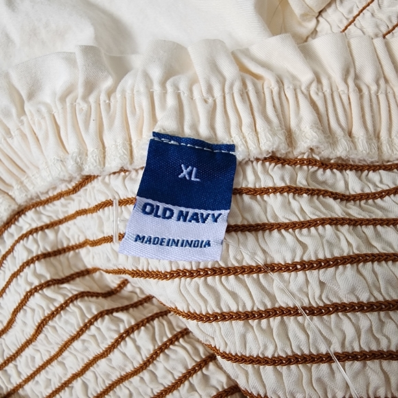 Ivory Smocked Puff Short Sleeve Ivory Regencycore Off The Shoulder Boho Shirt - Picture 6 of 9